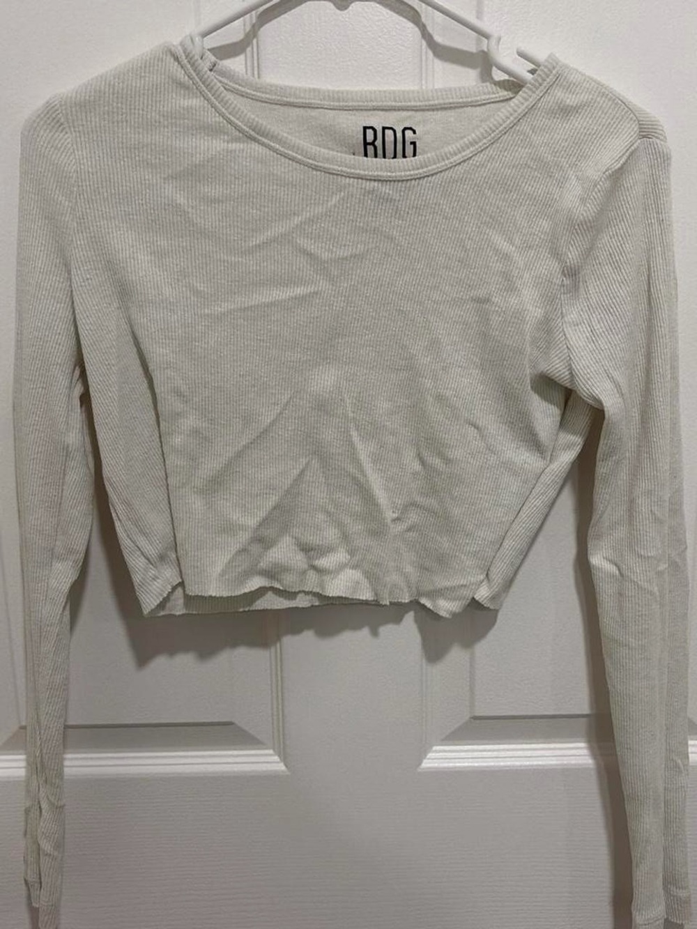 White Ribbed Long-Sleeve Crop Top